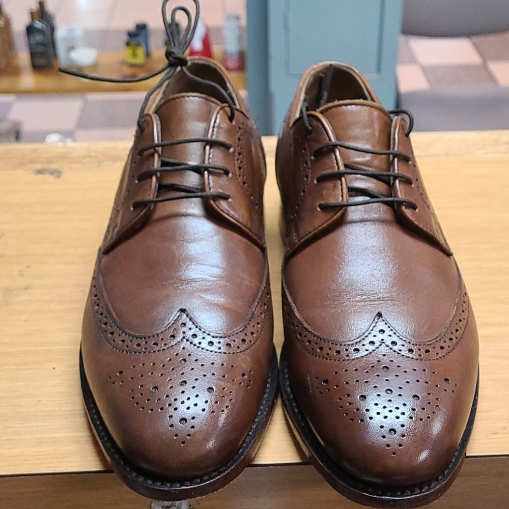 Johnston & Murphy wingtip
